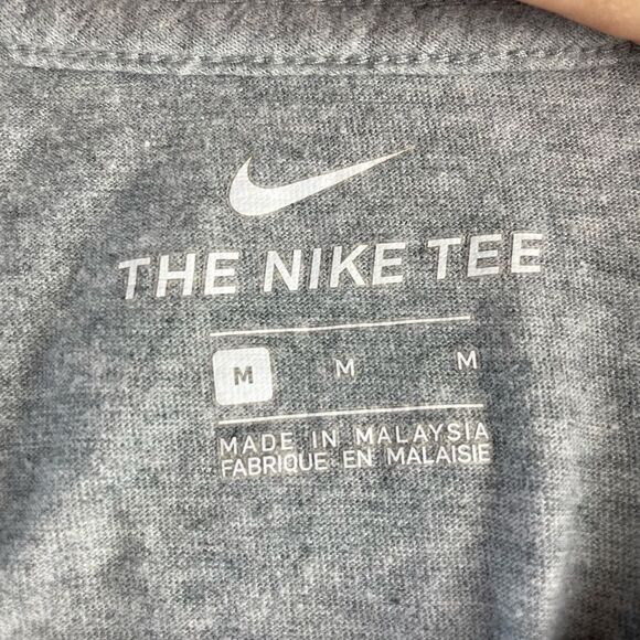 Nike Just Do It T-Shirt Size M EUC - Picture 5 of 6